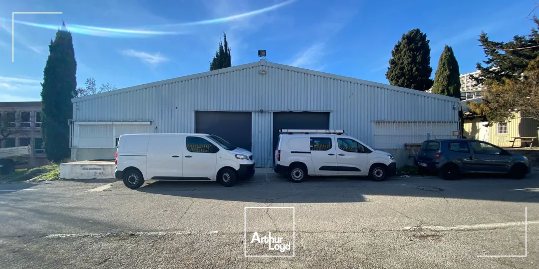 Locaux commerciaux - Location - MARSEILLE - 13015 - 150-450 - 7805379