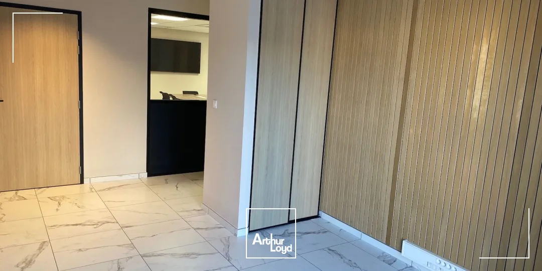 Bureaux - Location - FEURS - 42110 - 131.6-131.6 - 7805594
