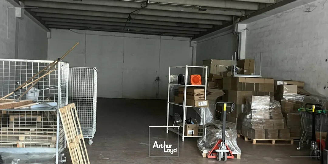 Locaux d'activité & Entrepôts - Location - VALLAURIS - 06220 - 230-230 - 7805758