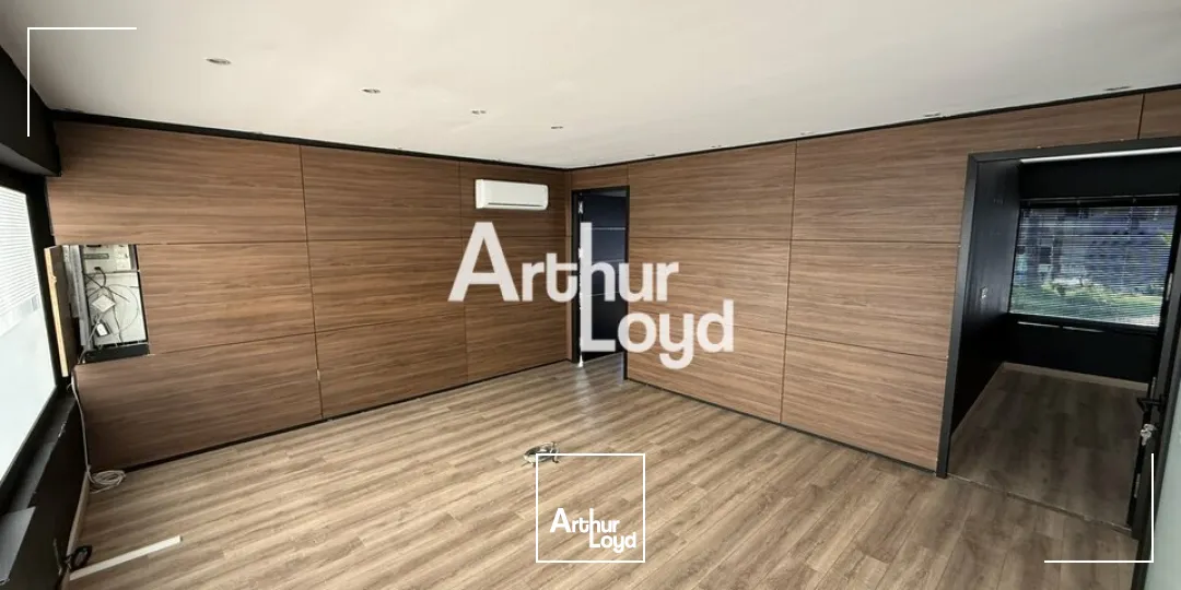 Bureaux - Location - FRÉJUS - 83600 - 112-112 - 7805760