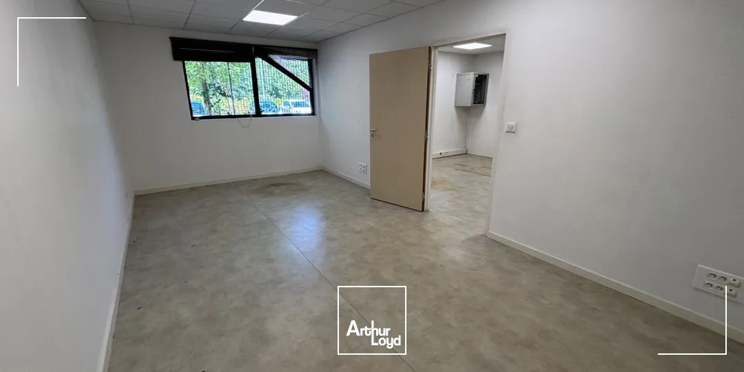 Locaux d'activité & Entrepôts - Location - ROUEN - 76000 - 174-174 - 7805956