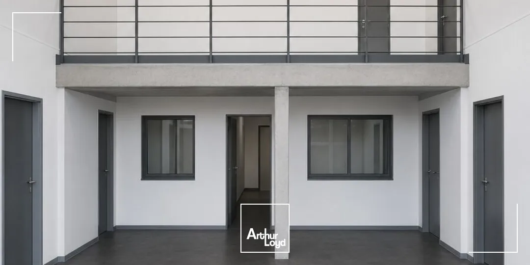 Locaux d'activité & Entrepôts - Location - SAINT JEAN DE BRAYE - 45800 - 689.44-689.44 - 7806034