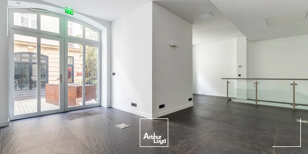 Bureaux - Location - PARIS - 75008 - 63-130 - 7806131