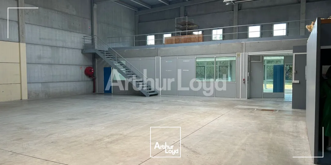 Locaux d'activité & Entrepôts - Location - MONS EN BAROEUL - 59370 - 540-540 - 7806344