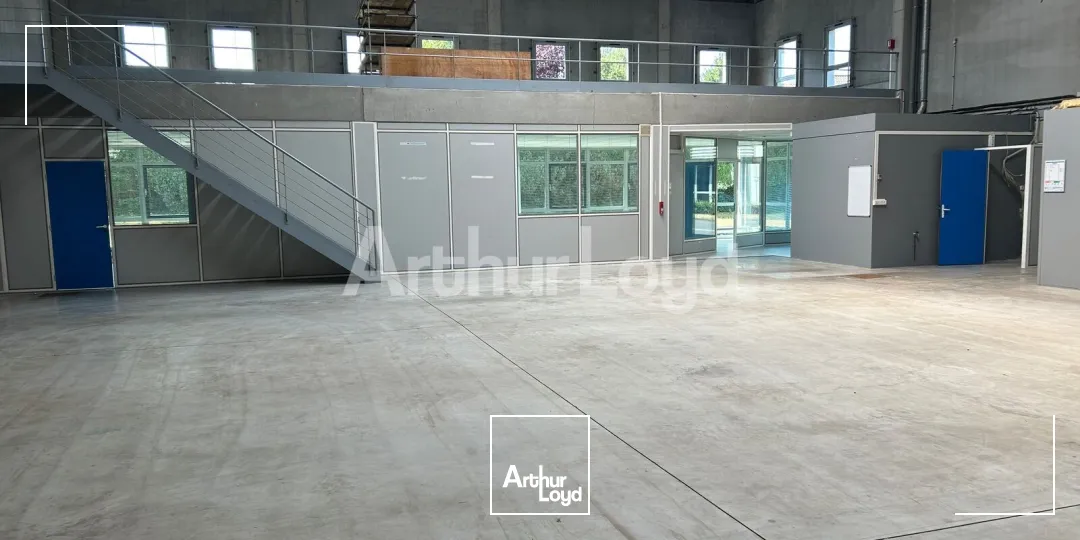 Locaux d'activité & Entrepôts - Location - MONS EN BAROEUL - 59370 - 540-540 - 7806345