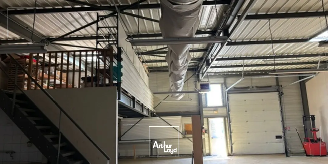 Locaux d'activité & Entrepôts - Location - ANDREZIEUX BOUTHEON - 42160 - 380-380 - 7806467