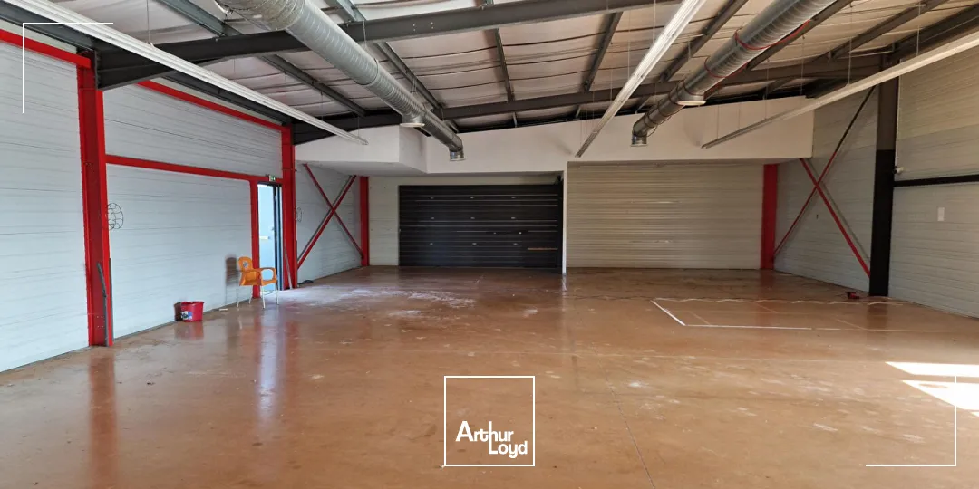 Locaux commerciaux - Vente - CHABANAIS - 16150 - 297-297 - 7807098