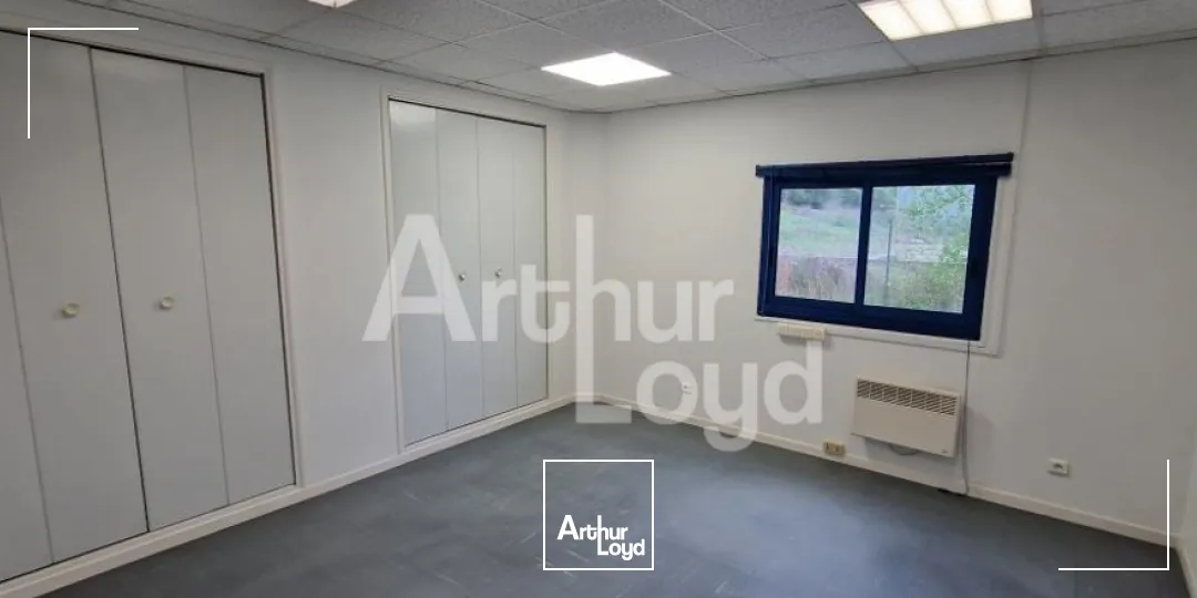 Locaux d'activité & Entrepôts - Location - SOLIERS - 14540 - 874-874 - 7807417