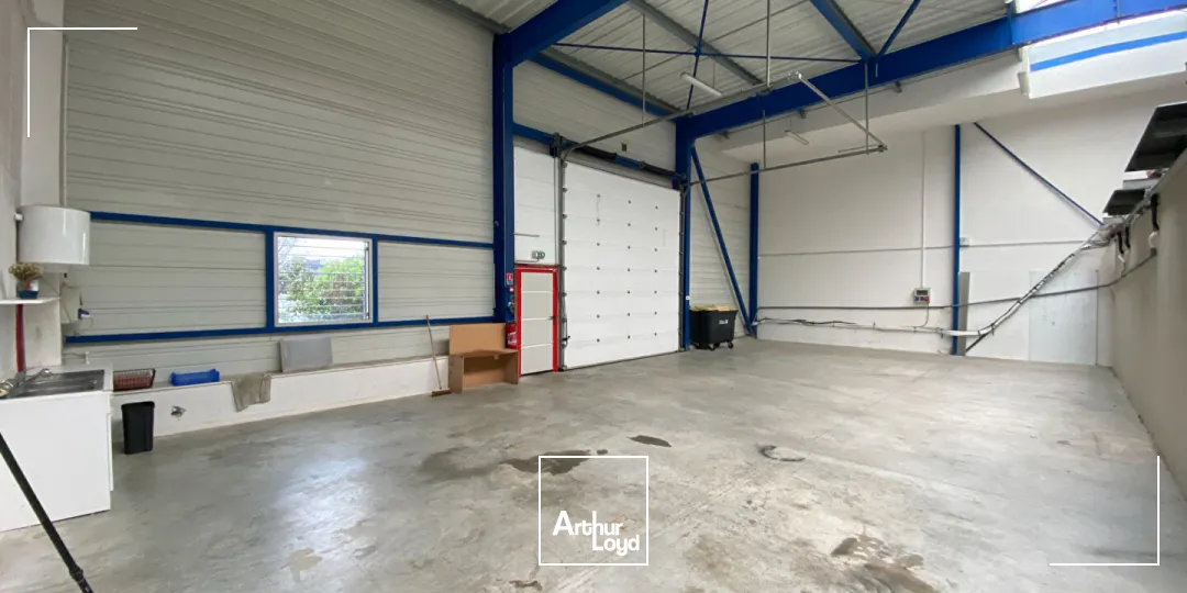 Locaux d'activité & Entrepôts - Location - Périgny - 17180 - 240-240 - 7807562