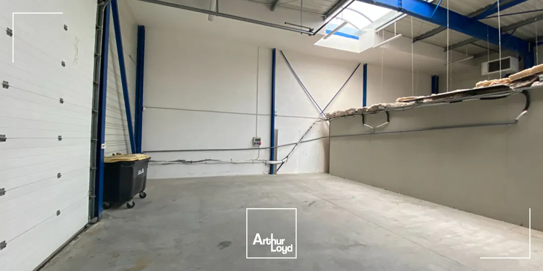 Locaux d'activité & Entrepôts - Location - Périgny - 17180 - 240-240 - 7807564