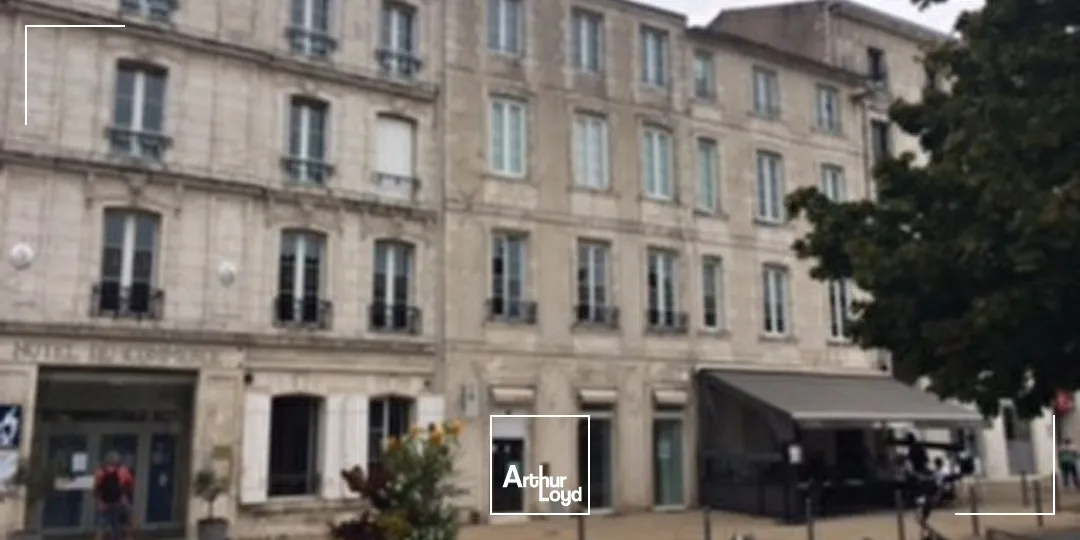 Locaux commerciaux - Location - LA ROCHELLE - 17000 - 146-146 - 7807572