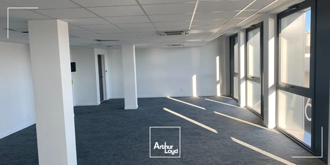 Bureaux - Vente - LA ROCHELLE - 17000 - 372.9-372.9 - 7807595