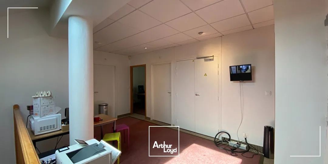 Locaux commerciaux - Vente - LA ROCHELLE - 17000 - 159.3-159.3 - 7807679