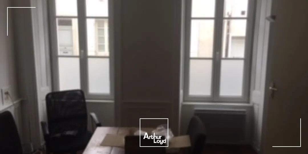 Bureaux - Location - LA ROCHELLE - 17000 - 75-75 - 7807713