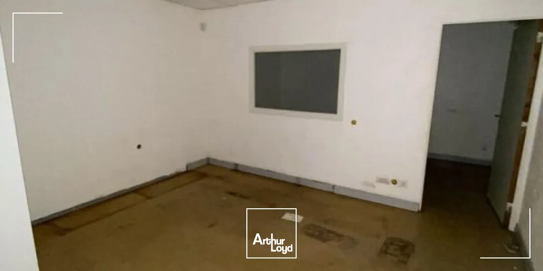 Locaux commerciaux - Location - Le Robert - 97231 - 25-25 - 7807785