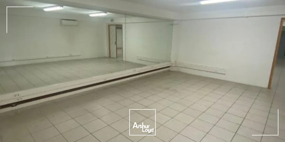 Locaux commerciaux - Location - Le Lamentin - 97232 - 270-270 - 7807873