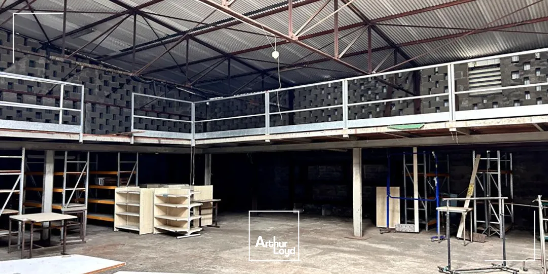 Locaux d'activité & Entrepôts - Location - Cayenne - 97300 - 661-661 - 7807891