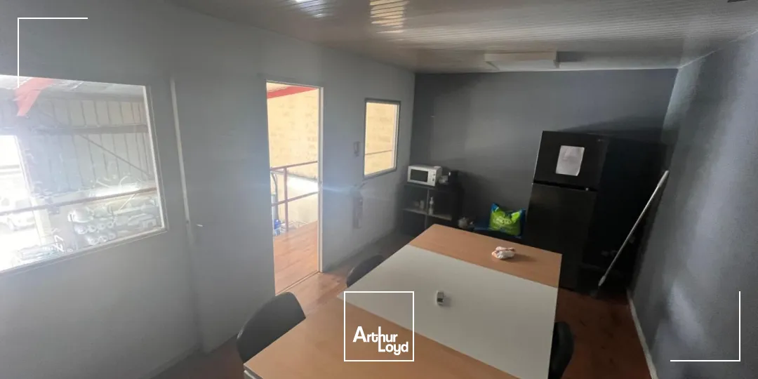 Locaux d'activité & Entrepôts - Location - Ducos - 97224 - 360-360 - 7807981