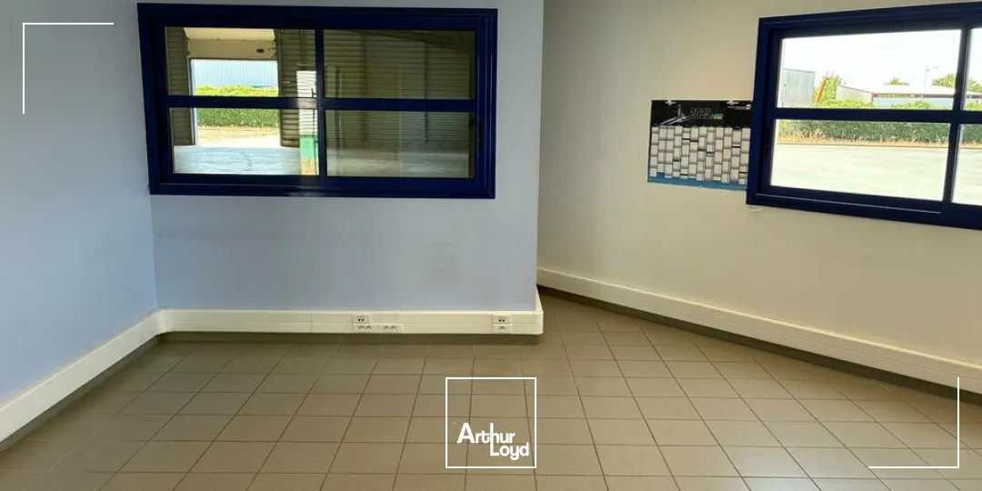 Locaux d'activité & Entrepôts - Location - FONTENAY-LE-COMTE - 85200 - 574-574 - 7808054