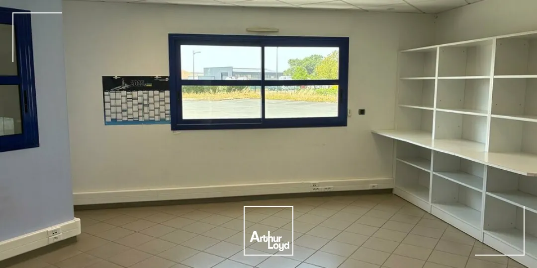 Locaux d'activité & Entrepôts - Location - FONTENAY-LE-COMTE - 85200 - 574-574 - 7808055