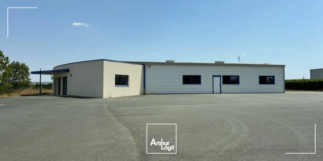 Locaux d'activité & Entrepôts - Location - FONTENAY-LE-COMTE - 85200 - 574-574 - 7808053