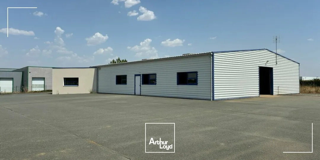 Locaux d'activité & Entrepôts - Location - FONTENAY-LE-COMTE - 85200 - 574-574 - 7808062