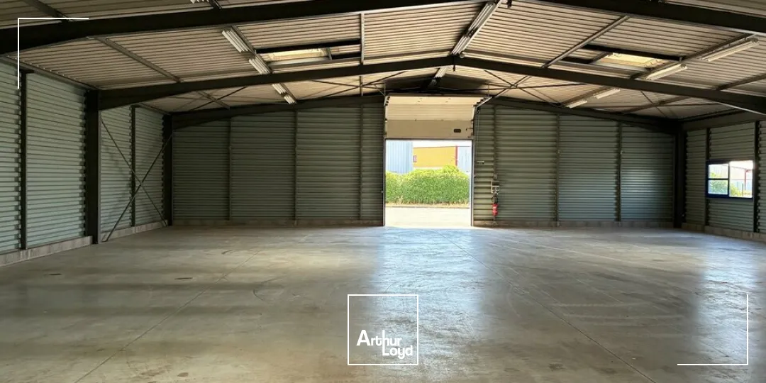 Locaux d'activité & Entrepôts - Location - FONTENAY-LE-COMTE - 85200 - 574-574 - 7808056