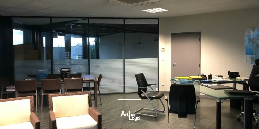 Locaux commerciaux - Location - SAINT-DOULCHARD - 18230 - 1008-1008 - 7808104