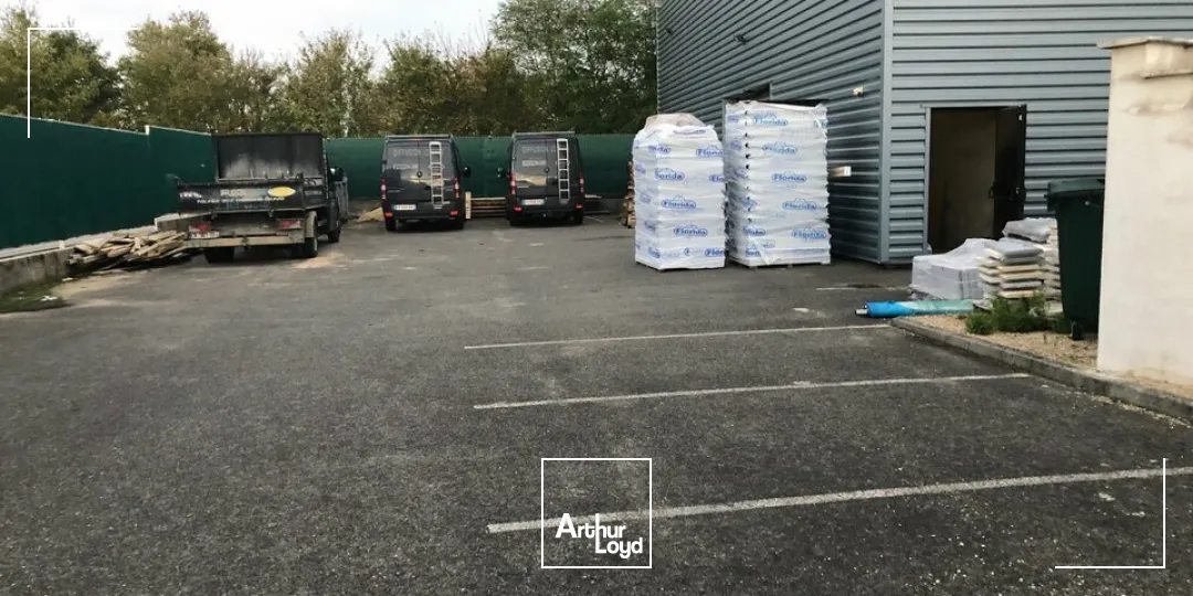 Locaux commerciaux - Location - SAINT-DOULCHARD - 18230 - 1008-1008 - 7808108