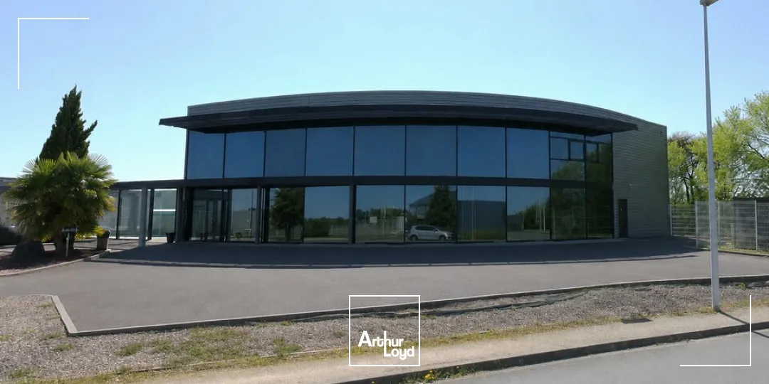 Locaux commerciaux - Vente - SAINT-DOULCHARD - 18230 - 1008-1008 - 7808093