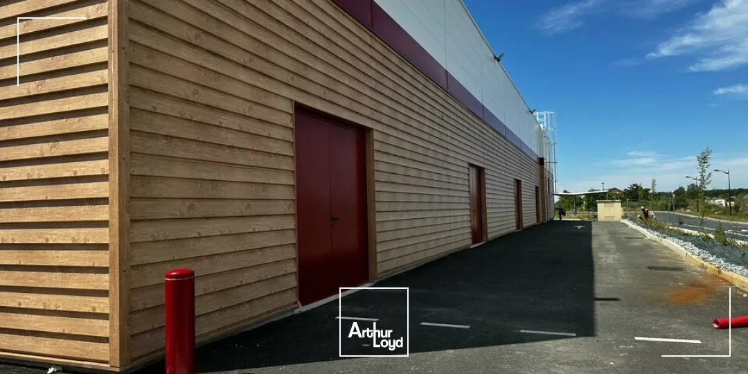 Locaux d'activité & Entrepôts - Location - BOURGES - 18000 - 275-275 - 7808113