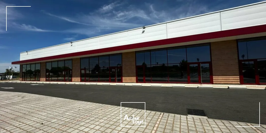 Locaux d'activité & Entrepôts - Location - BOURGES - 18000 - 275-275 - 7808112