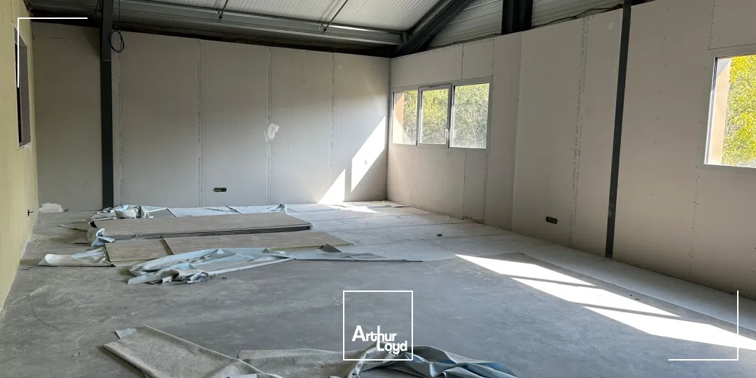 Locaux d'activité & Entrepôts - Location - BORDEAUX - 33100 - 334-1045 - 7808288