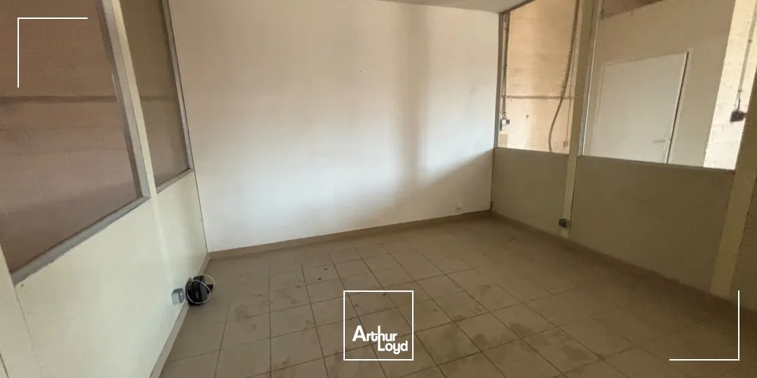 Locaux d'activité & Entrepôts - Location - SAINT AUBIN LES ELBEUF - 76410 - 215-215 - 7808334