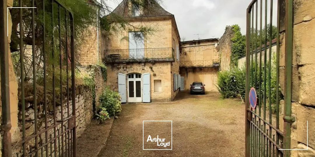 Locaux d'activité & Entrepôts - Vente - SARLAT-LA-CANÉDA - 24200 - 213.47-213.47 - 7808887