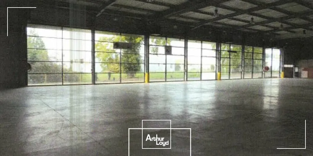 Locaux d'activité & Entrepôts - Location - SAINT PANTALEON DE LARCHE - 19600 - 3070-3070 - 7808969