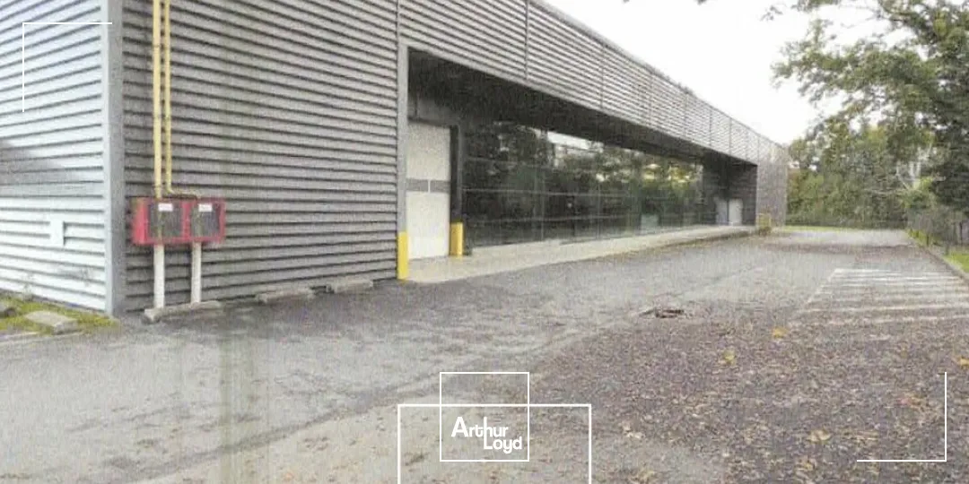 Locaux d'activité & Entrepôts - Location - SAINT PANTALEON DE LARCHE - 19600 - 3070-3070 - 7808968