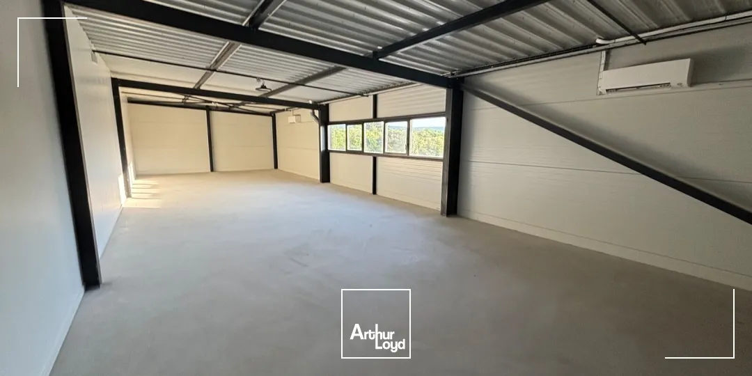 Locaux d'activité & Entrepôts - Location - GRAND COURONNE - 76530 - 381-1540 - 7811040