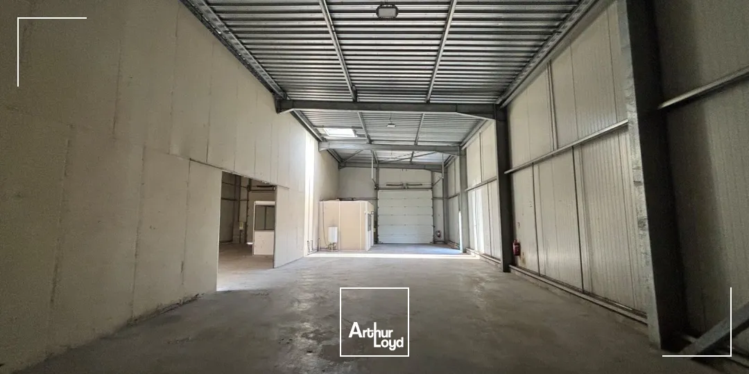 Locaux d'activité & Entrepôts - Location - LE GRAND QUEVILLY - 76120 - 650-650 - 7811053