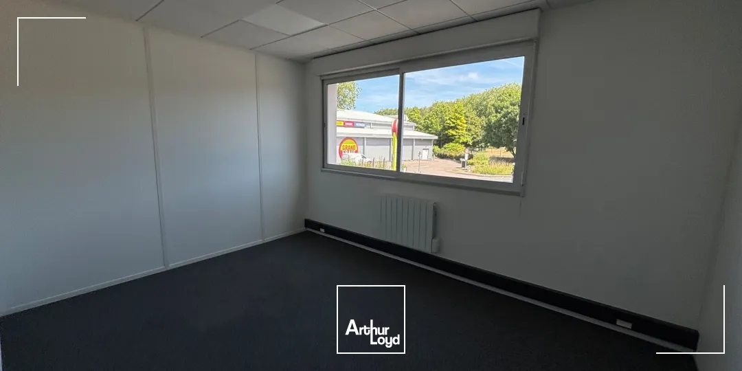 Locaux d'activité & Entrepôts - Location - LE GRAND QUEVILLY - 76120 - 650-650 - 7811057
