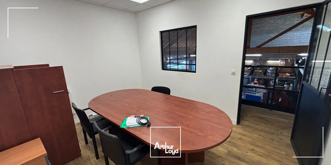 Locaux d'activité & Entrepôts - Location - SAINT JACQUES SUR DARNETAL - 76160 - 335-335 - 7811082