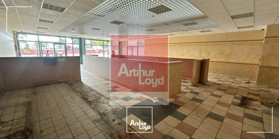 Locaux commerciaux - Location - PONT-SAINTE-MARIE - 10150 - 209-209 - 7813496