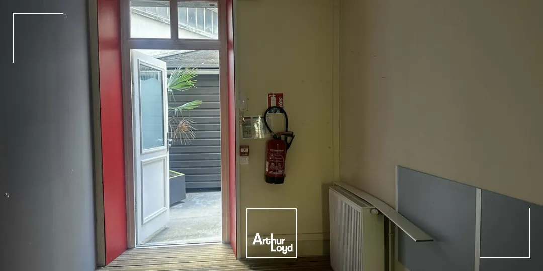 Bureaux - Vente - BOURGES - 18000 - 110-110 - 7813514