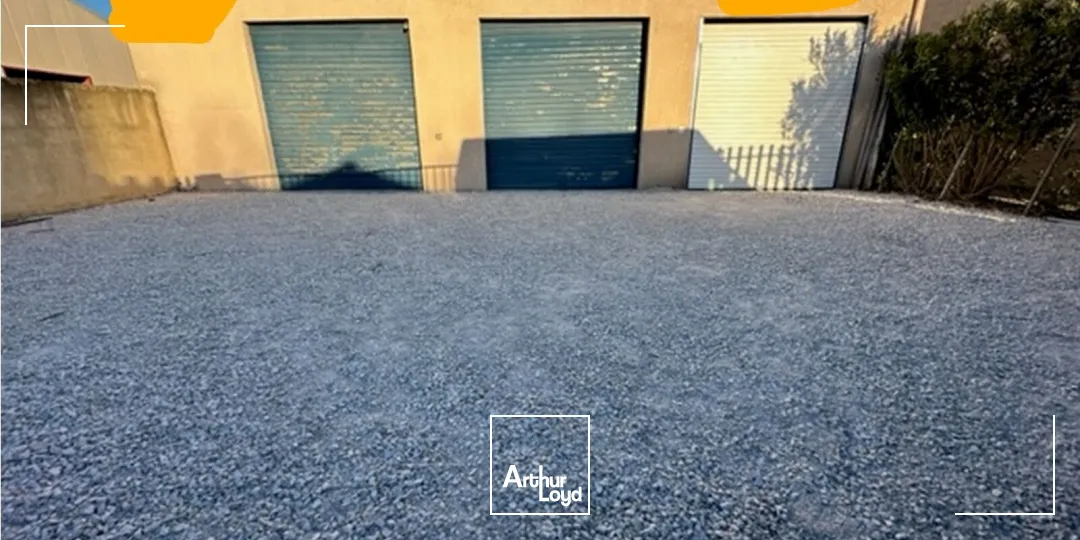 Locaux d'activité & Entrepôts - Location - EYGUIERES - 13430 - 39-39 - 7813528