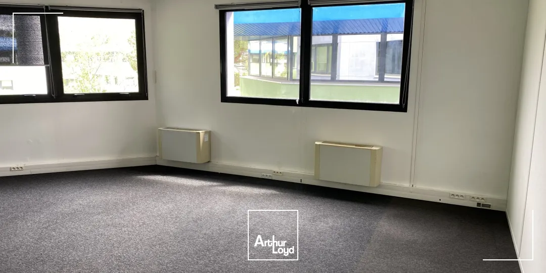 Bureaux - Location - CANEJAN - 33610 - 112.03-816.72 - 7813612