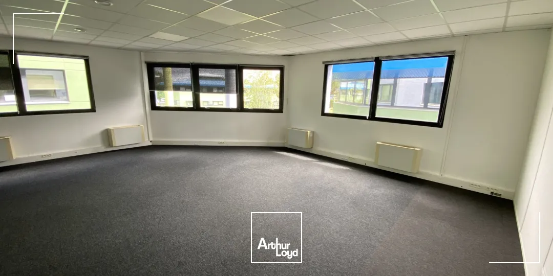 Bureaux - Location - CANEJAN - 33610 - 112.03-816.72 - 7813613