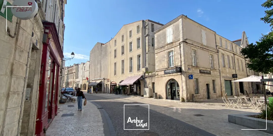 Locaux commerciaux - Vente - LA ROCHELLE - 17000 - 26.9-26.9 - 7814200
