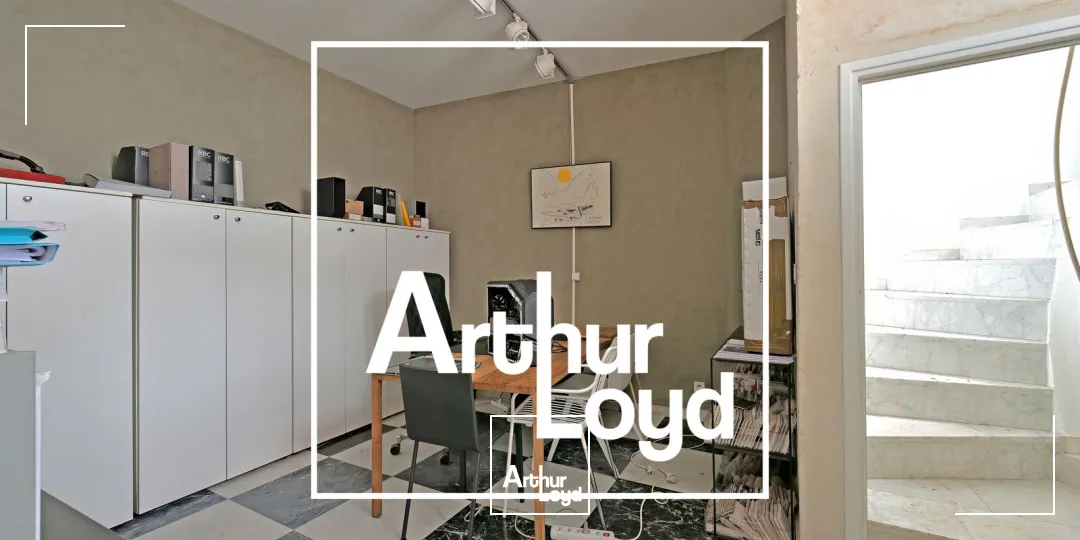 Locaux commerciaux - Location - NIMES - 30000 - 544-544 - 7815477