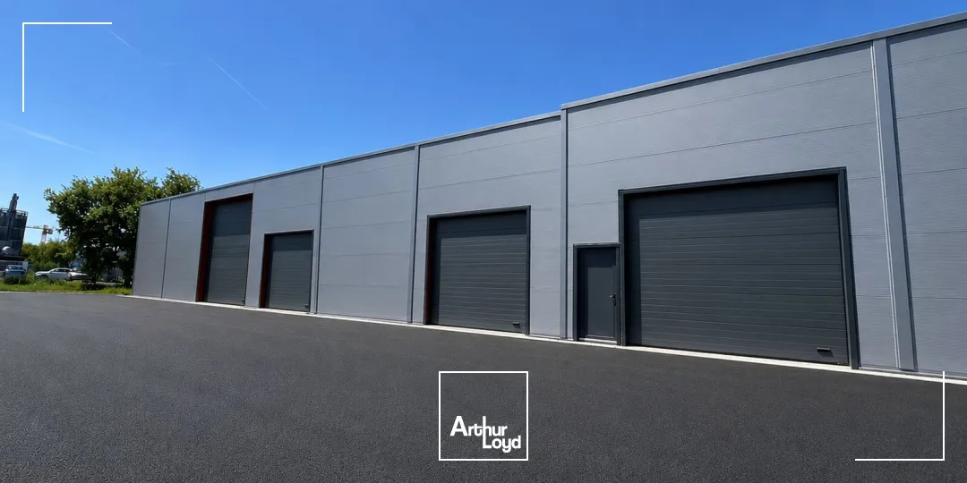 Locaux d'activité & Entrepôts - Vente - SAVIGNEUX - 42600 - 792-792 - 7816019