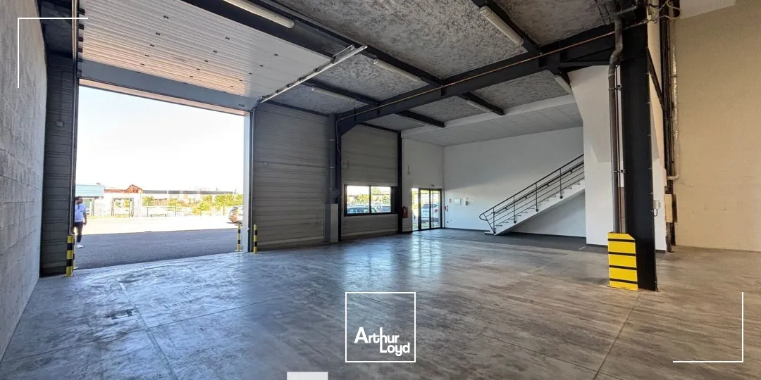 Locaux d'activité & Entrepôts - Location - CORBAS - 69960 - 651-651 - 7816130